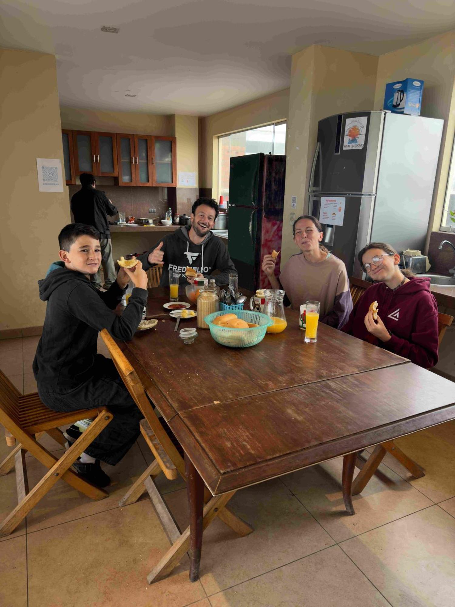 Bed and Breakfast Yolo House Peru Асія Екстер'єр фото